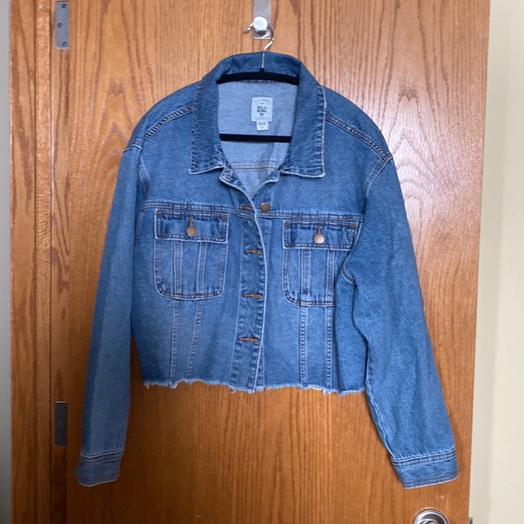 Billabong cropped jean jacket - Picture 1 of 4